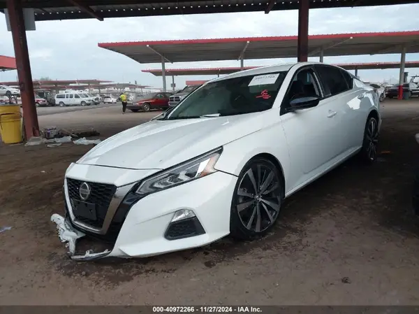 1N4BL4CVXKC128400 2019 NISSAN ALTIMA - Image 2