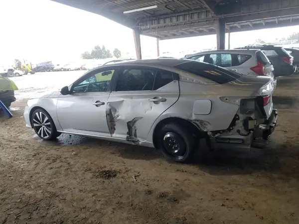 1N4BL4CVXKC128817 2019 NISSAN ALTIMA - Image 2