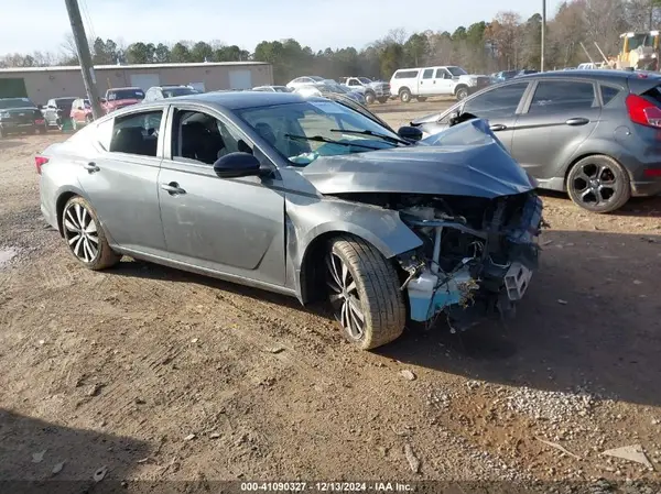 1N4BL4CVXKC136500 2019 NISSAN ALTIMA - Image 1