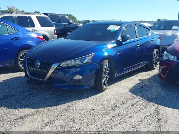 1N4BL4CVXKC138313 2019 NISSAN ALTIMA - Image 2