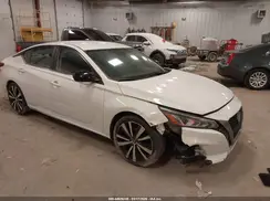 1N4BL4CVXKC152552 2019 NISSAN ALTIMA