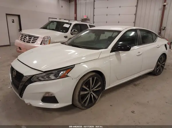 1N4BL4CVXKC152552 2019 NISSAN ALTIMA - Image 2