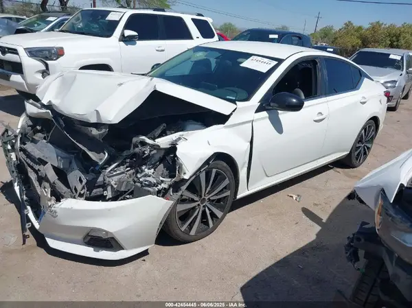 1N4BL4CVXKC157850 2019 NISSAN ALTIMA - Image 2