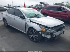 1N4BL4CVXKC161705 2019 NISSAN ALTIMA