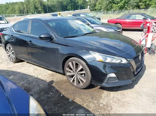 1N4BL4CVXKC161932 2019 NISSAN ALTIMA - Image 1