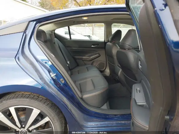 1N4BL4CVXKC178178 2019 NISSAN ALTIMA - Image 8