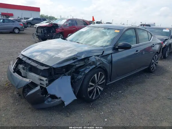 1N4BL4CVXKC179508 2019 NISSAN ALTIMA - Image 2