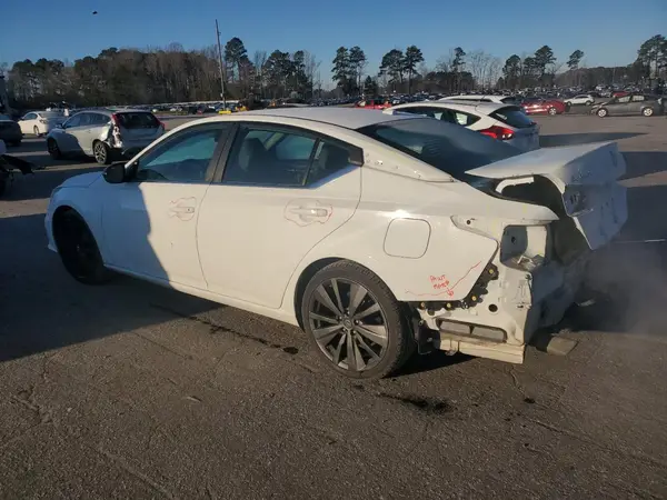 1N4BL4CVXKC188807 2019 NISSAN ALTIMA - Image 2