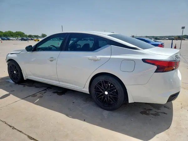 1N4BL4CVXKC195014 2019 NISSAN ALTIMA - Image 2