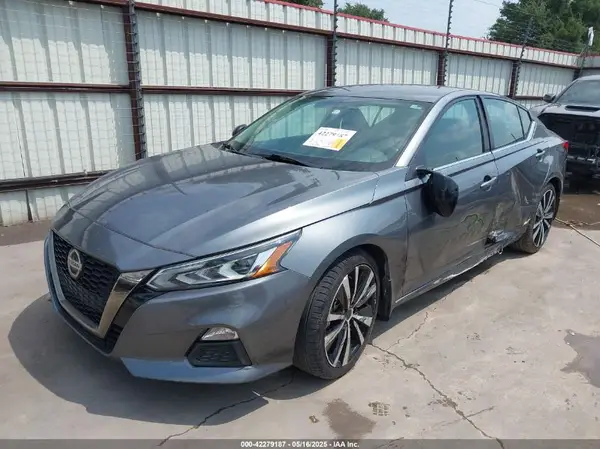 1N4BL4CVXKC199029 2019 NISSAN ALTIMA - Image 2