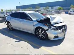 1N4BL4CVXKC207369 2019 NISSAN ALTIMA