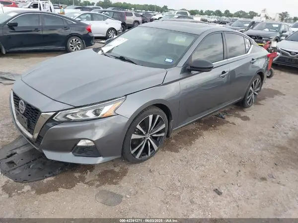 1N4BL4CVXKC208778 2019 NISSAN ALTIMA - Image 2