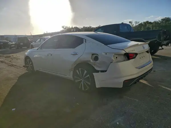 1N4BL4CVXKC211549 2019 NISSAN ALTIMA - Image 2