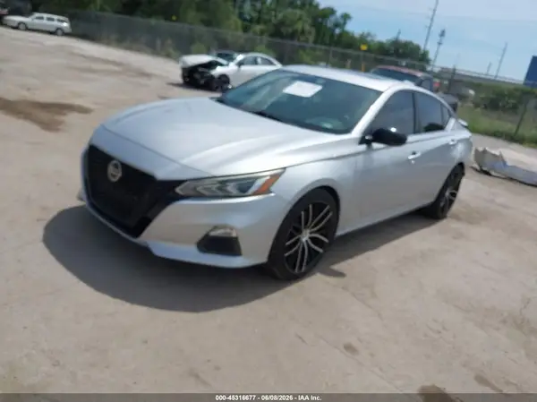 1N4BL4CVXKC217819 2019 NISSAN ALTIMA - Image 2