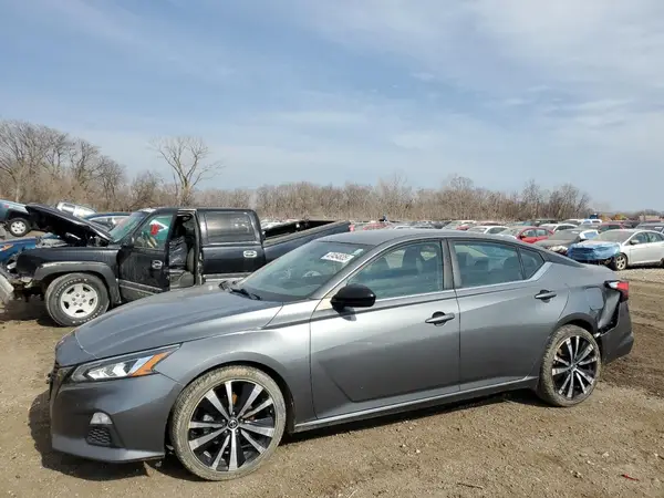 1N4BL4CVXKC258290 2019 NISSAN ALTIMA - Image 1