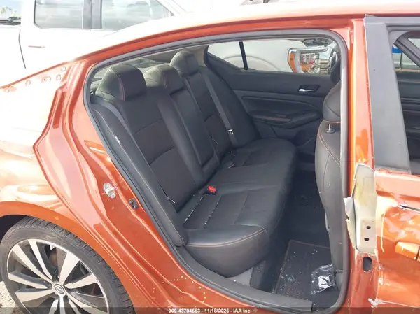 1N4BL4CVXKN305581 2019 NISSAN ALTIMA - Image 8