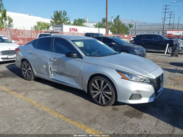 1N4BL4CVXKN320470 2019 NISSAN ALTIMA - Image 1
