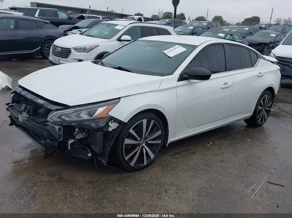 1N4BL4CVXKN321215 2019 NISSAN ALTIMA - Image 2