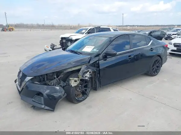 1N4BL4CVXLC117821 2020 NISSAN ALTIMA - Image 2