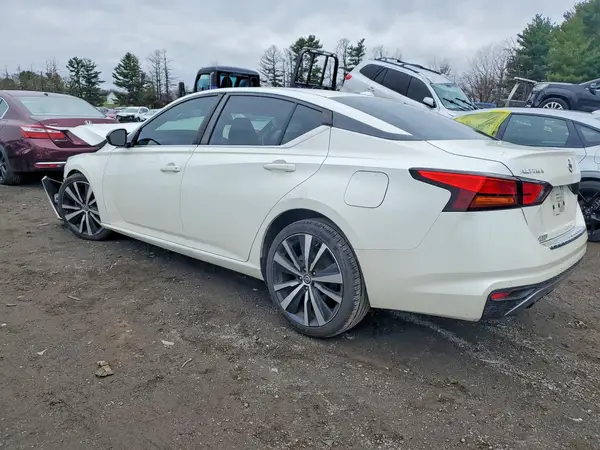 1N4BL4CVXLC128690 2020 NISSAN ALTIMA - Image 2