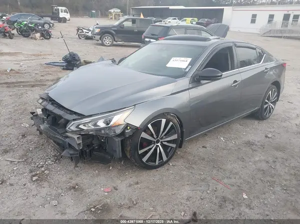 1N4BL4CVXLC146932 2020 NISSAN ALTIMA - Image 2