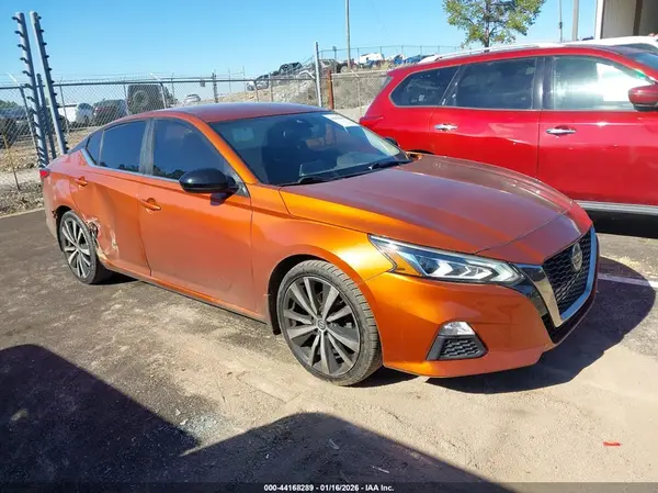 1N4BL4CVXLC155727 2020 NISSAN ALTIMA - Image 1