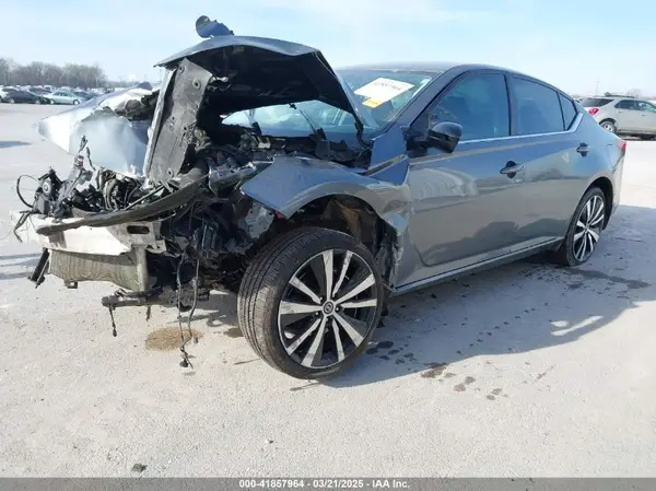 1N4BL4CVXLC167148 2020 NISSAN ALTIMA - Image 2