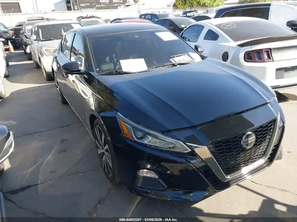1N4BL4CVXLC190008 2020 NISSAN ALTIMA - Image 1