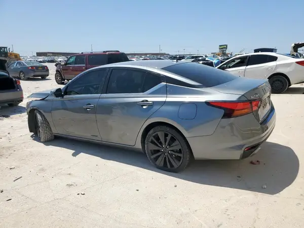 1N4BL4CVXLC192129 2020 NISSAN ALTIMA - Image 2