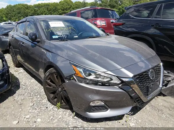 1N4BL4CVXLC270411 2020 NISSAN ALTIMA - Image 1