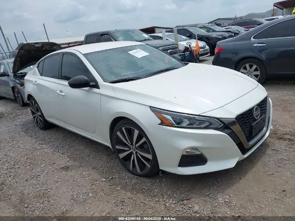 1N4BL4CVXLC273213 2020 NISSAN ALTIMA - Image 1