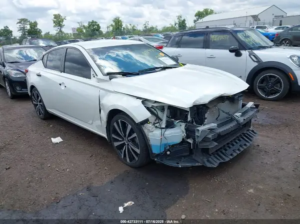 1N4BL4CVXLC279271 2020 NISSAN ALTIMA - Image 1