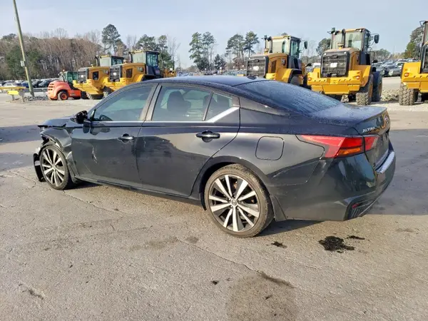 1N4BL4CVXLC279738 2020 NISSAN ALTIMA - Image 2