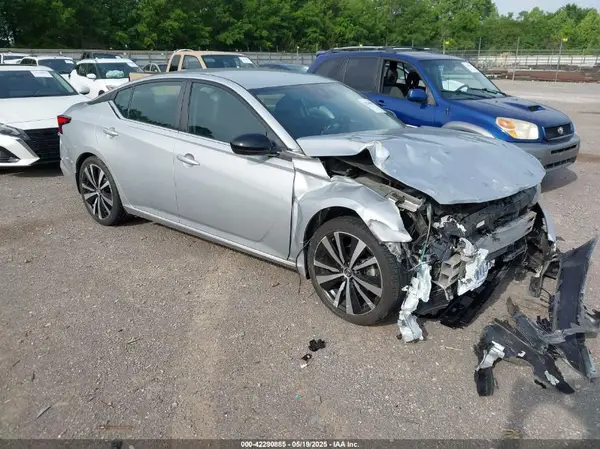 1N4BL4CVXLN300897 2020 NISSAN ALTIMA - Image 1