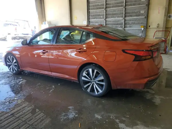 1N4BL4CVXLN318980 2020 NISSAN ALTIMA - Image 2