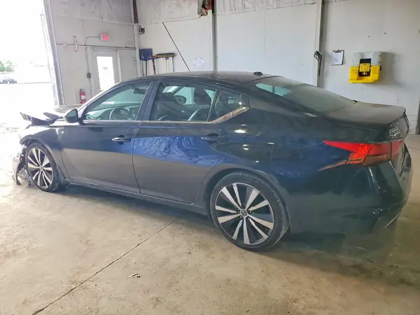 1N4BL4CVXMN300853 2021 NISSAN ALTIMA - Image 2