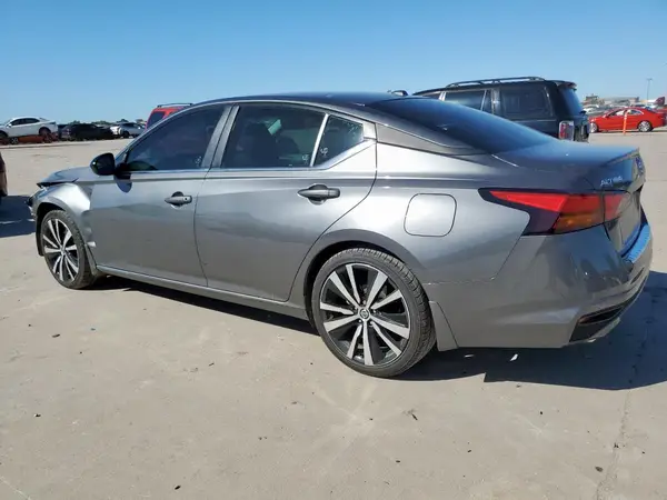 1N4BL4CVXMN317586 2021 NISSAN ALTIMA - Image 2