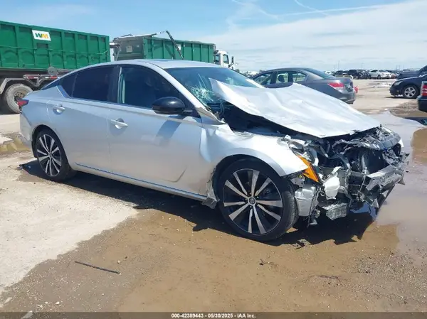 1N4BL4CVXMN339619 2021 NISSAN ALTIMA - Image 1
