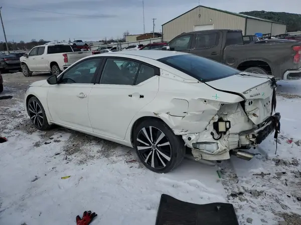 1N4BL4CVXMN353942 2021 NISSAN ALTIMA - Image 2