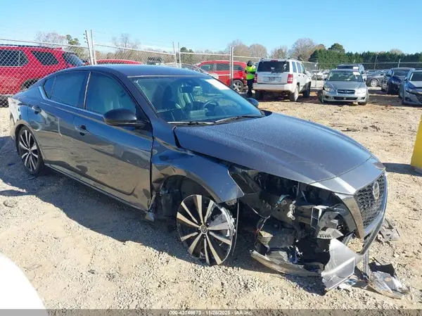 1N4BL4CVXMN355304 2021 NISSAN ALTIMA - Image 1