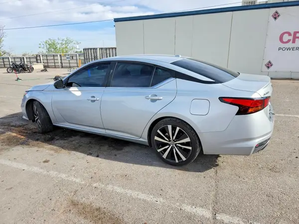 1N4BL4CVXMN396371 2021 NISSAN ALTIMA - Image 2
