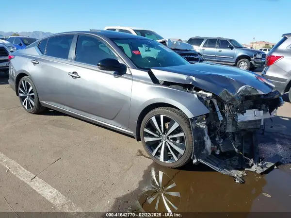 1N4BL4CVXMN401696 2021 NISSAN ALTIMA - Image 1
