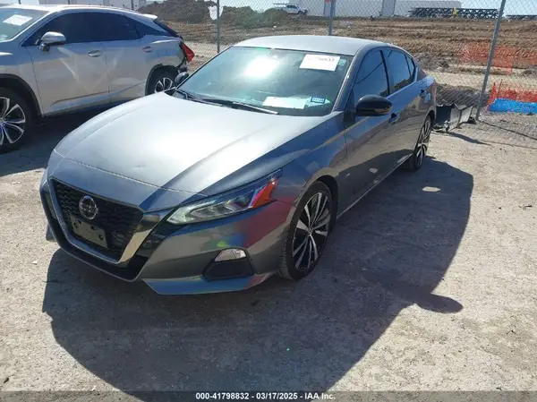 1N4BL4CVXMN406672 2021 NISSAN ALTIMA - Image 2