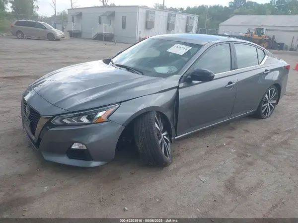 1N4BL4CVXNN322319 2022 NISSAN ALTIMA - Image 2