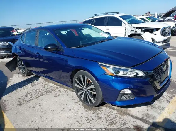 1N4BL4CVXNN334423 2022 NISSAN ALTIMA - Image 1