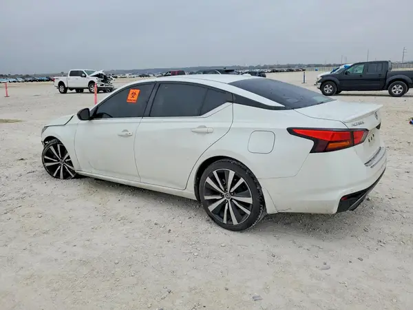 1N4BL4CVXNN336480 2022 NISSAN ALTIMA - Image 2