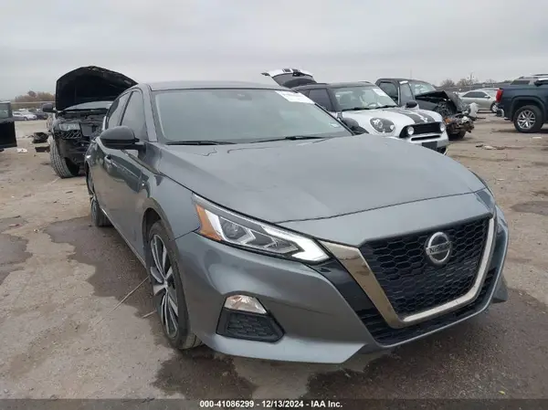 1N4BL4CVXNN354171 2022 NISSAN ALTIMA - Image 1