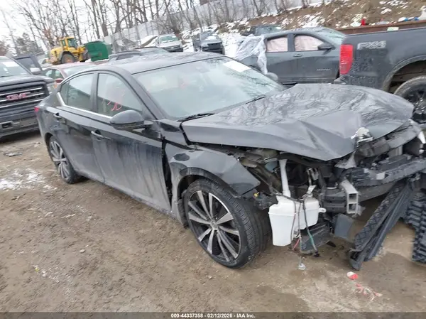 1N4BL4CVXNN362058 2022 NISSAN ALTIMA - Image 1