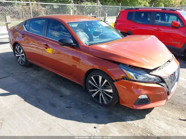 1N4BL4CVXNN370550 2022 NISSAN ALTIMA - Image 1