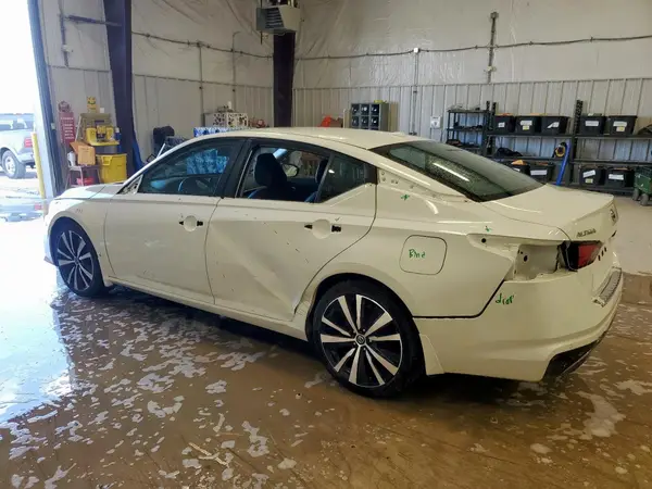 1N4BL4CVXNN372296 2022 NISSAN ALTIMA - Image 2